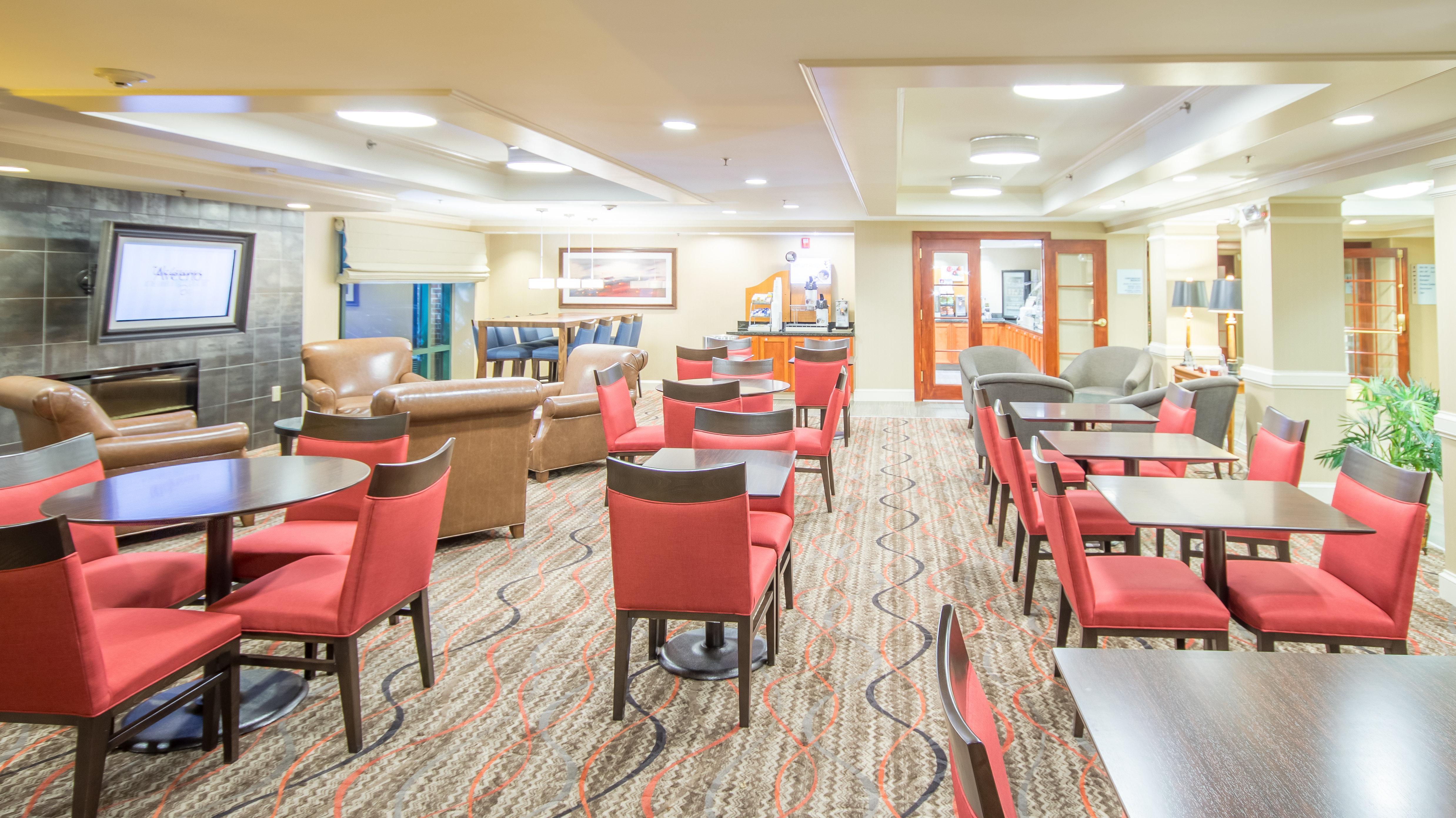 Holiday Inn Express Hotel & Suites Auburn By Ihg Экстерьер фото