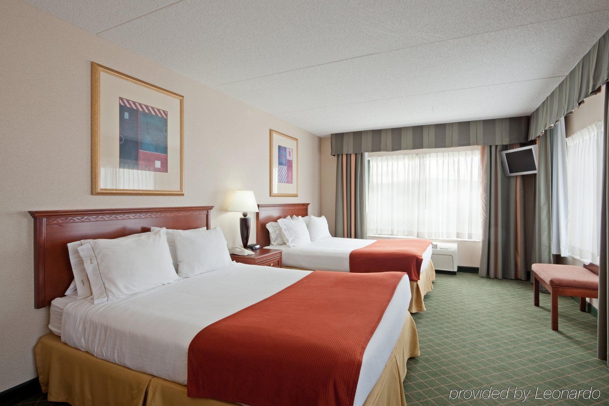 Holiday Inn Express Hotel & Suites Auburn By Ihg Номер фото